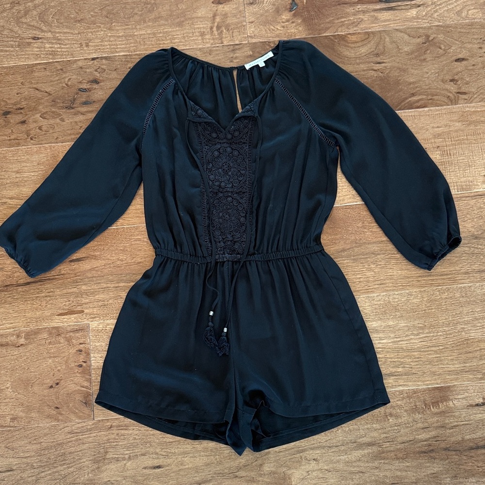Daniel Rainn Elegant Black Top
